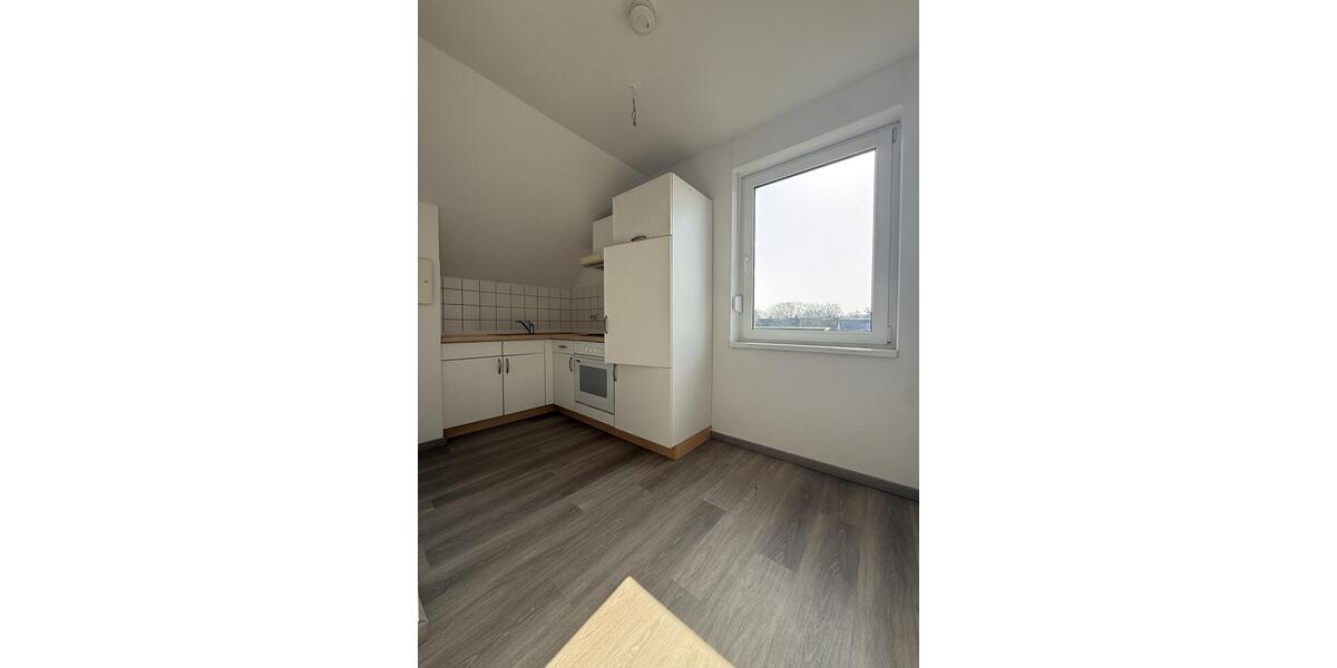 Dachgeschoßwohnung Großenkneten - 2 Zimmer, 67 m&sup2;, 700&euro; | Angebot:25803525
