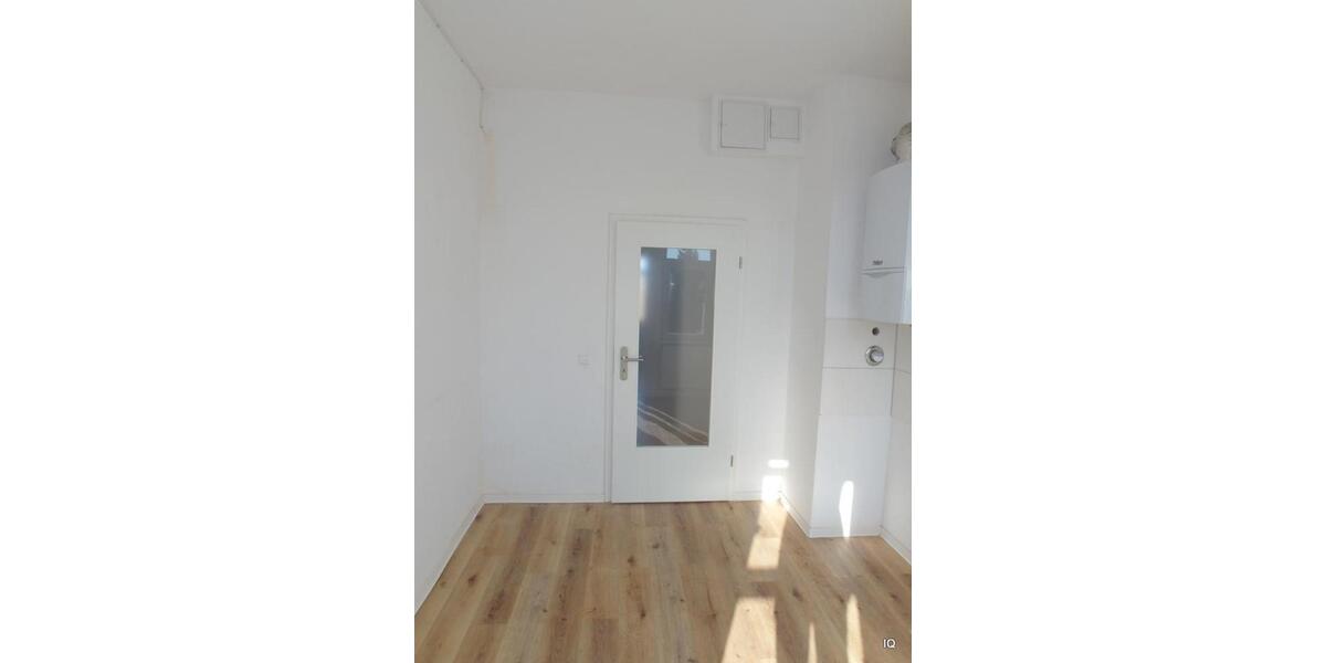 Etagenwohnung Hartha - 3 Zimmer, 73 m&sup2;, 399&euro; | Angebot:26019024