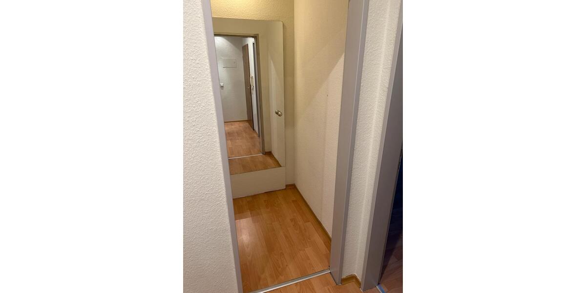 Erdgeschoßwohnung Jade - 3 Zimmer, 74 m&sup2;, 790&euro; | Angebot:24301121