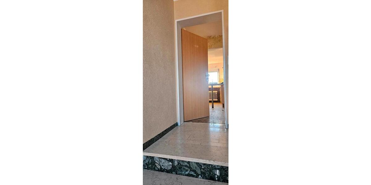 Dachgeschoßwohnung Oestrich-Winkel Winkel - 4 Zimmer, 86 m&sup2;, 1.300&euro; | Angebot:26286549