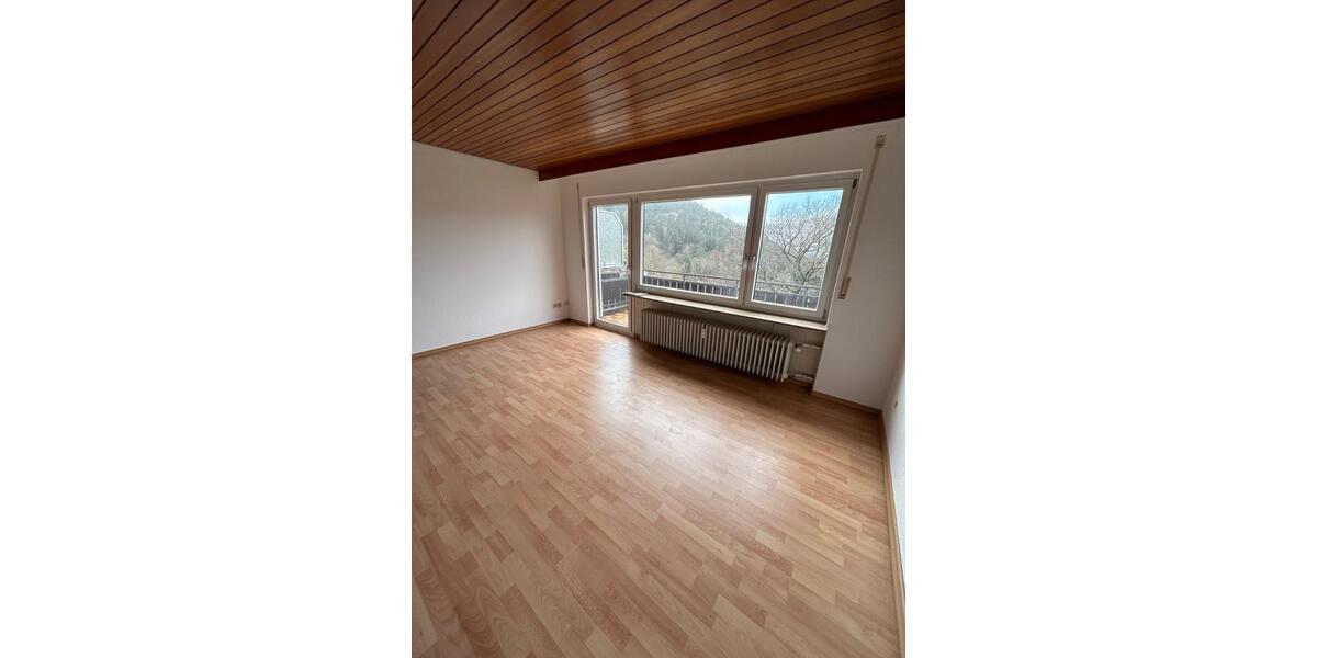 Etagenwohnung Bad Liebenzell - 2 Zimmer, 40 m&sup2;, 450&euro; | Angebot:26278554