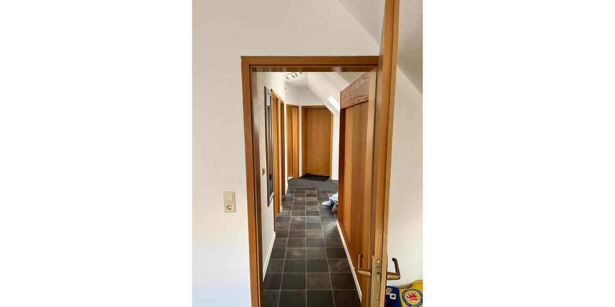 Dachgeschoßwohnung Rötgesbüttel - 1.5 Zimmer, 45 m&sup2;, 325&euro; | Angebot:26704846