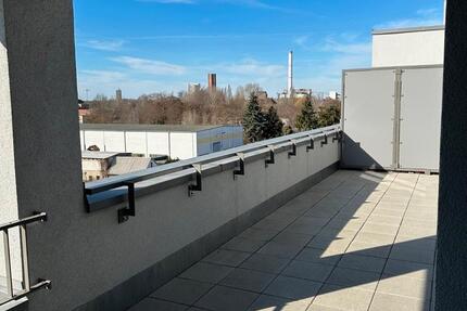 Wohnung Berlin Lichtenberg - 2 Zimmer, 72 m&sup2;, 1.508&euro; | Angebot:26380440