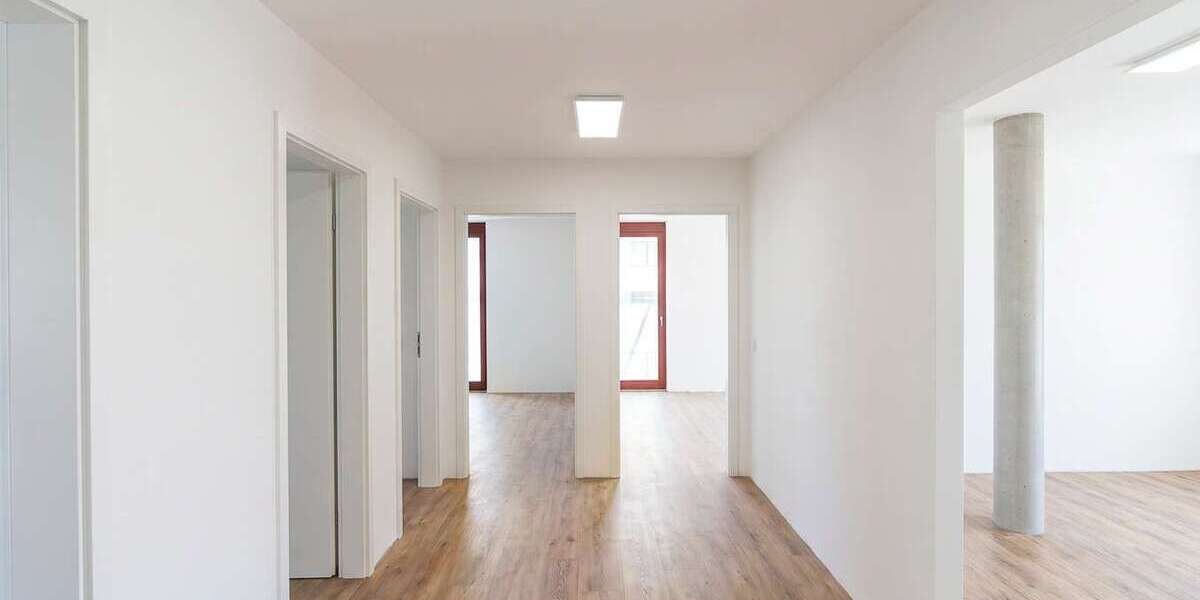 Etagenwohnung Dresden Neustadt - 3 Zimmer, 87 m&sup2;, 1.525&euro; | Angebot:26749921