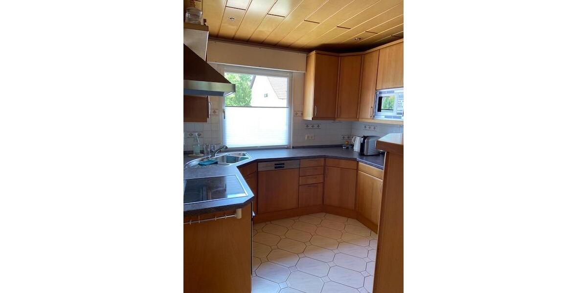 Erdgeschoßwohnung Bretten - 4.5 Zimmer, 130 m&sup2;, 1.160&euro; | Angebot:26699388