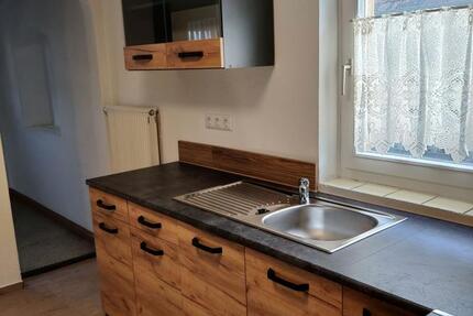 Wohnung Feuchtwangen - 2 Zimmer, 80 m&sup2;, 780&euro; | Angebot:26211109