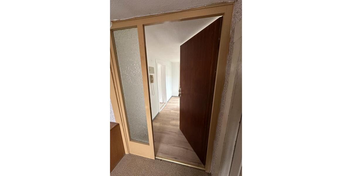 Dachgeschoßwohnung Konradsreuth - 2 Zimmer, 40 m&sup2;, 200&euro; | Angebot:26505244