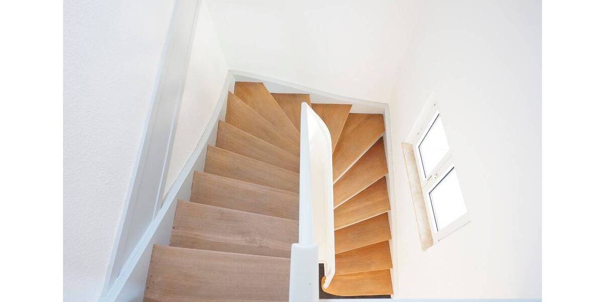 Einfamilienhaus Heusweiler Holz - 6 Zimmer, 1.350&euro; | Angebot:25928510