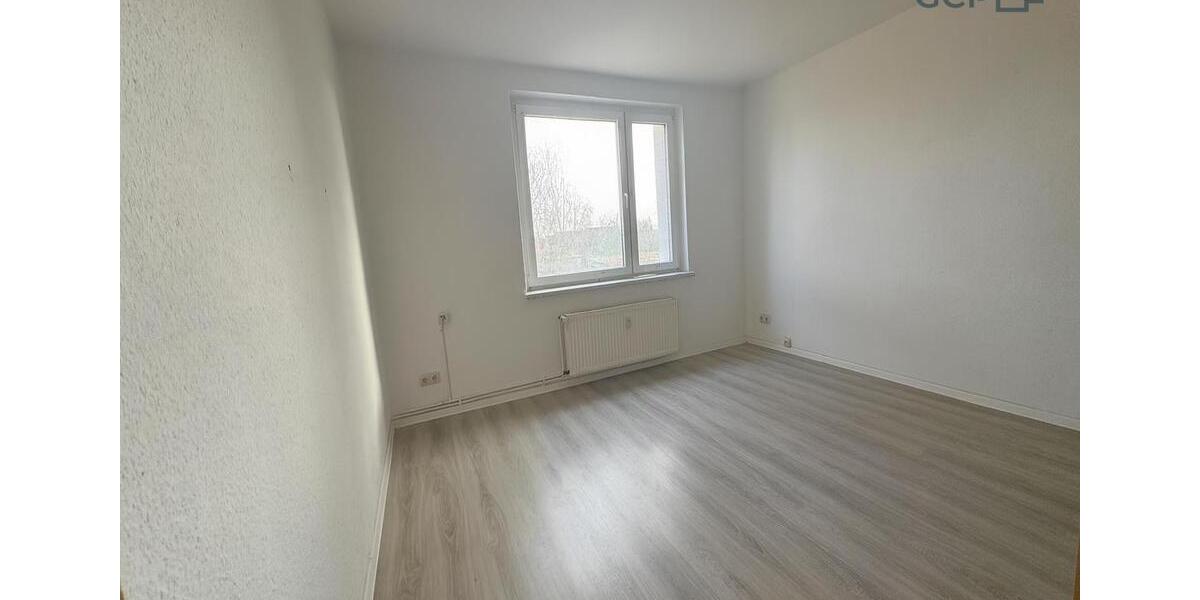 Etagenwohnung Hötensleben - 5 Zimmer, 100 m&sup2;, 500&euro; | Angebot:23739220