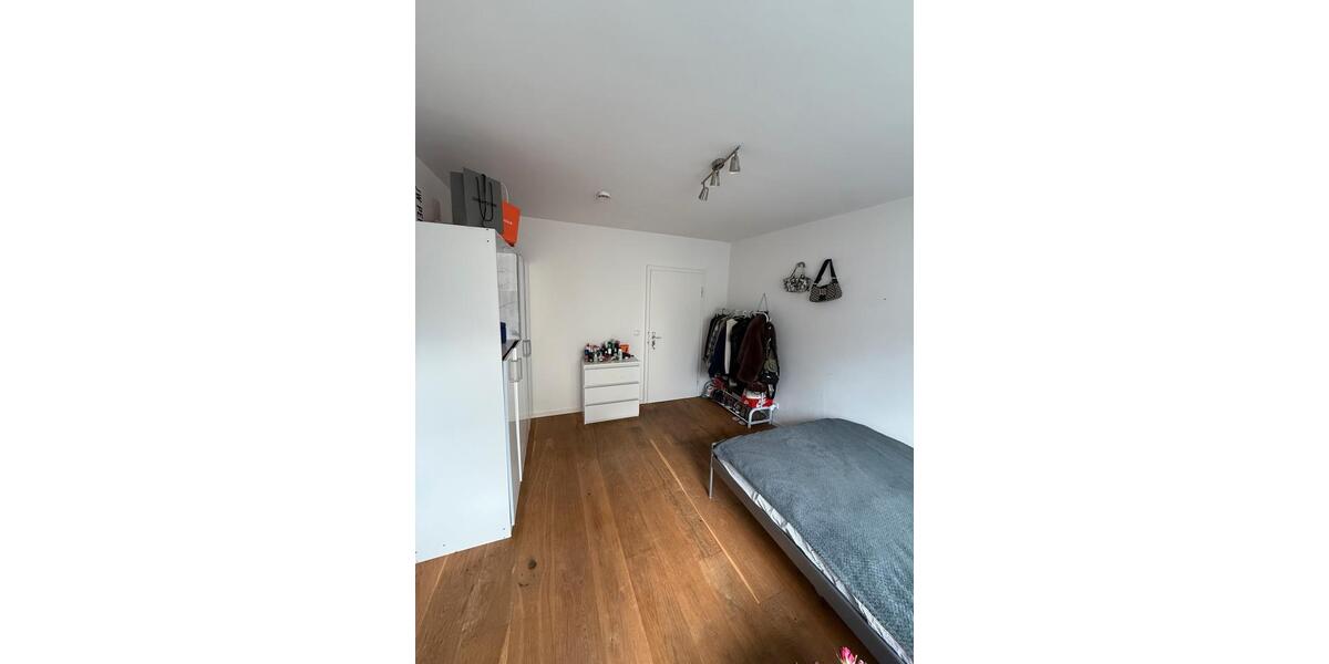 Etagenwohnung Germering - 1 Zimmer, 16 m&sup2;, 865&euro; | Angebot:25655378
