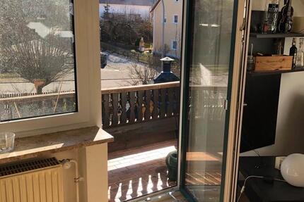 Wohnung Hemau - 2 Zimmer, 105 m&sup2;, 1.250&euro; | Angebot:24923250