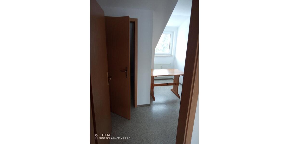 Dachgeschoßwohnung Wunsiedel - 1 Zimmer, 44 m&sup2;, 340&euro; | Angebot:25840258