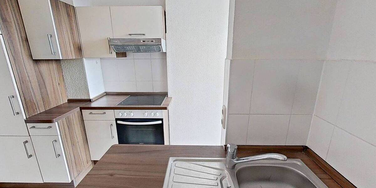 Etagenwohnung Neumünster Innenstadt - 3 Zimmer, 77 m&sup2;, 579&euro; | Angebot:26731051