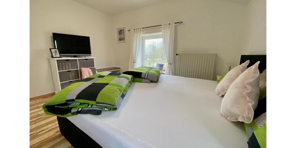 Etagenwohnung Hennstedt - 5 Zimmer, 100 m&sup2;, 1.200&euro; | Angebot:25380672