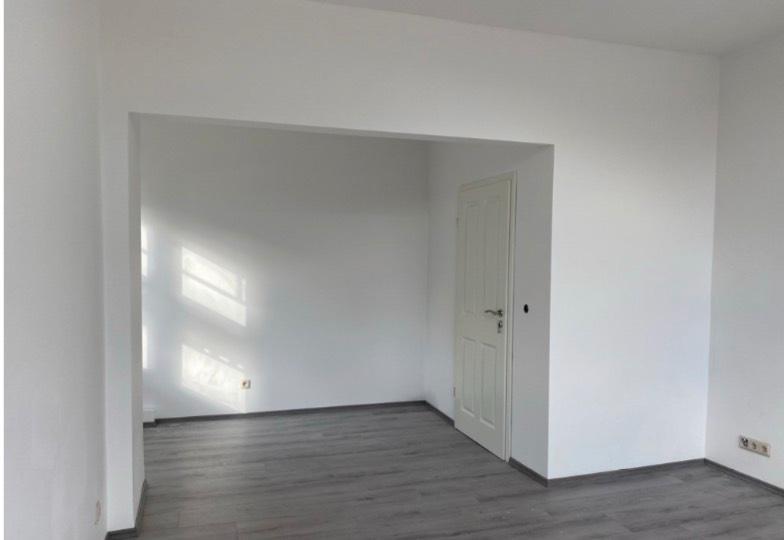 Erdgeschoßwohnung Nordenham - 6 Zimmer, 104 m&sup2;, 1.350&euro; | Angebot:24864743