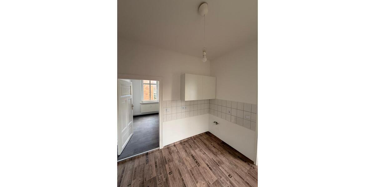 Hochparterre Anklam - 1 Zimmer, 31 m&sup2;, 300&euro; | Angebot:26626467