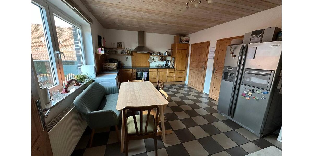 Dachgeschoßwohnung Tiddische - 3 Zimmer, 101 m&sup2;, 785&euro; | Angebot:26226921