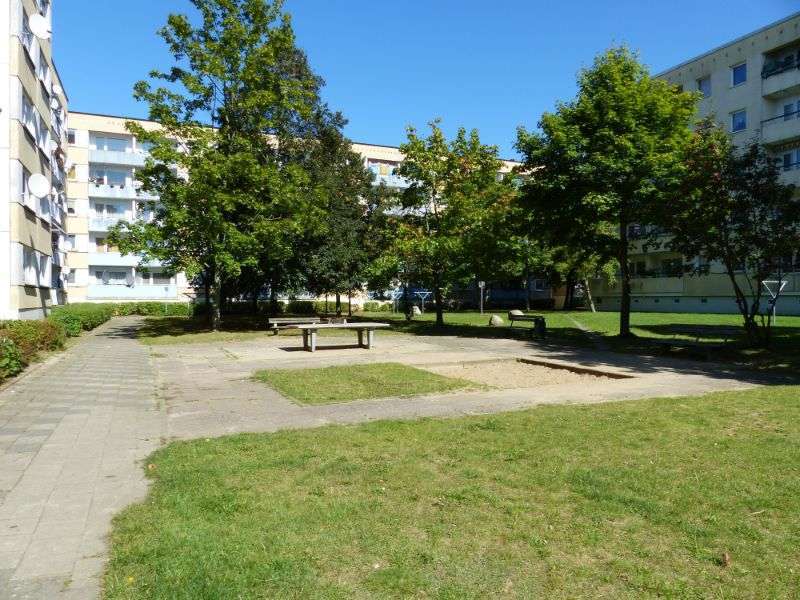 Wohnung zum Mieten in Schwerin 350 € 57.88 m² 3 zimmer