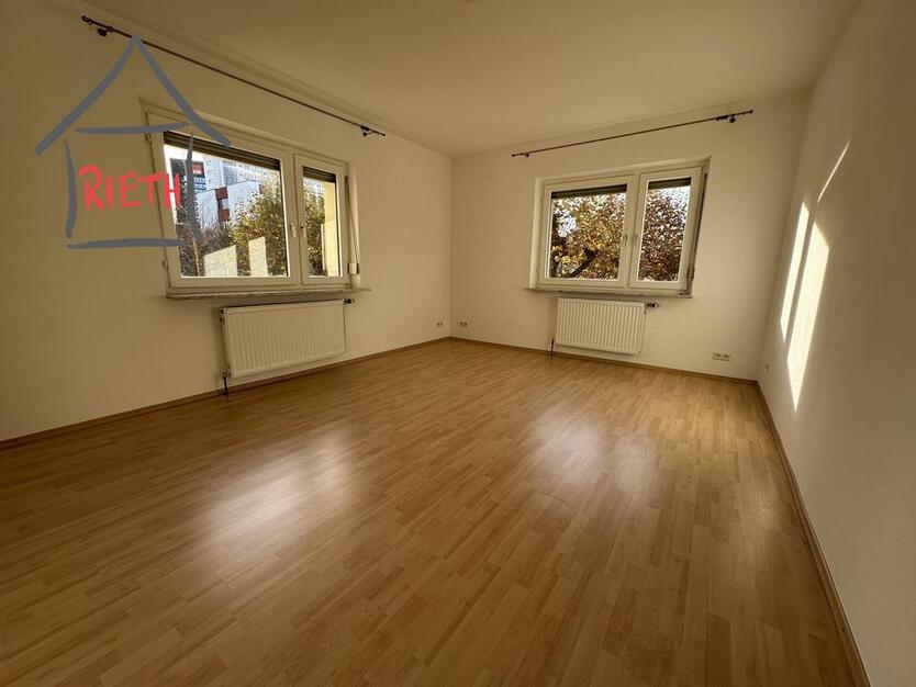 * Ludwigsburg-Süd: hell, großzügig und mit Garage * zimmer