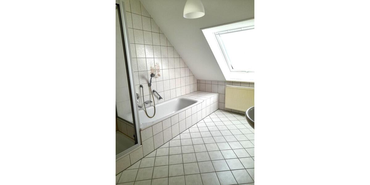 Dachgeschoßwohnung Wemding - 4 Zimmer, 840&euro; | Angebot:23331850