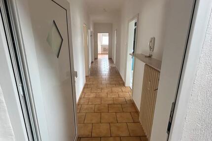 Wohnung Völklingen - 4 Zimmer, 120 m&sup2;, 800&euro; | Angebot:26449159