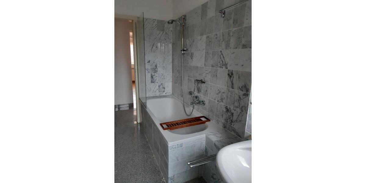 Dachgeschoßwohnung Klipphausen - 1 Zimmer, 39 m&sup2;, 300&euro; | Angebot:26147458