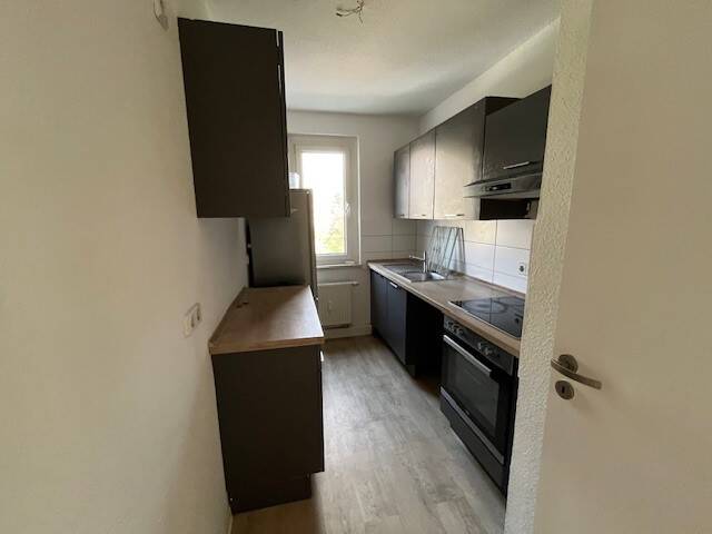 Etagenwohnung Zwickau Marienthal - 4 Zimmer, 74 m&sup2;, 480&euro; | Angebot:26205416