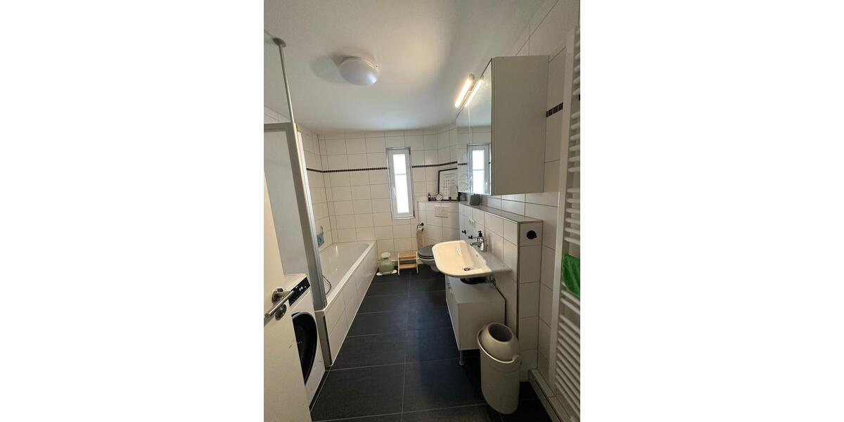 Etagenwohnung Untersiemau - 4 Zimmer, 150 m&sup2;, 950&euro; | Angebot:26491279