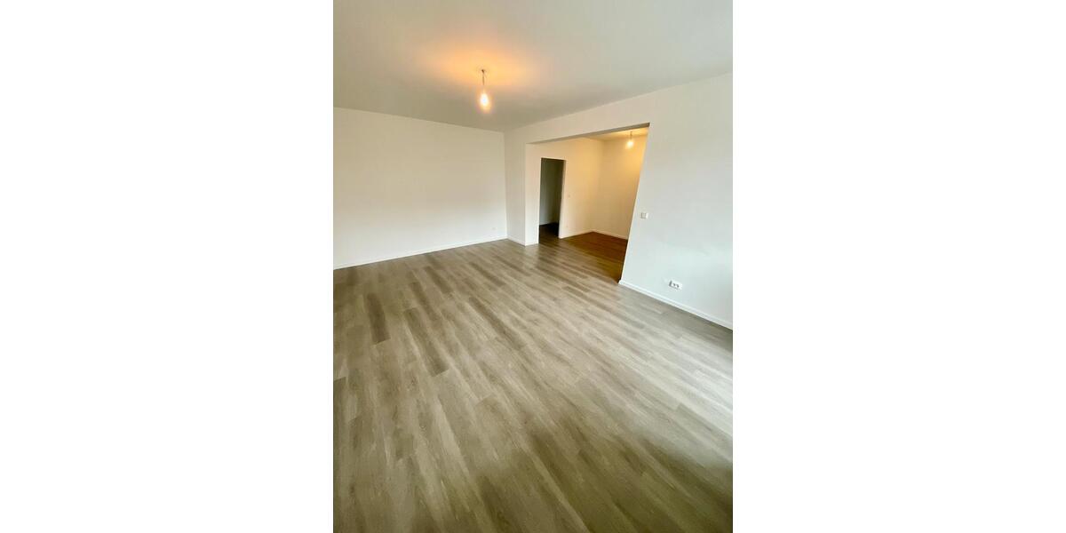 Etagenwohnung Celle - 2 Zimmer, 61 m&sup2;, 529&euro; | Angebot:24526031