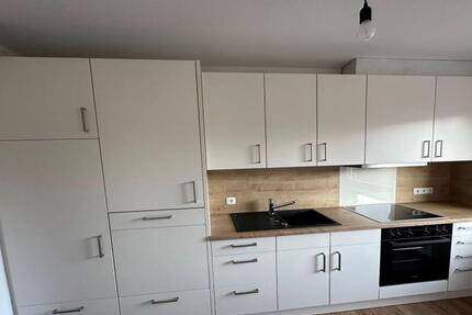 Haus Aurich - 4 Zimmer, 100 m&sup2;, 890&euro; | Angebot:25037360