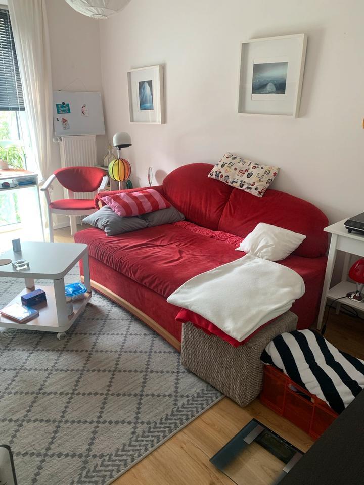 Biete hier ein gemütliches WG Zimmer nur an Frauen für kurze Zeit zimmer