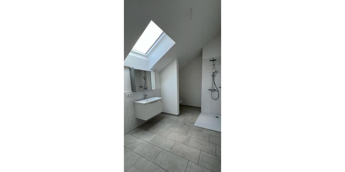 Dachgeschoßwohnung Aalen Ebnat - 3 Zimmer, 106 m&sup2;, 1.590&euro; | Angebot:25943013