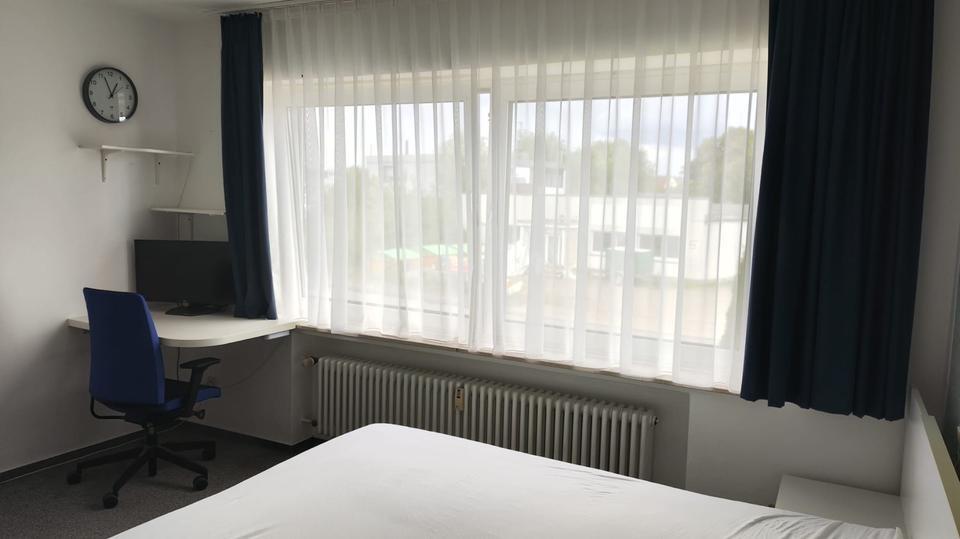 Helle 3-Zimmer-Wohnung mit Einbauküche direkt am Umweltzentrum