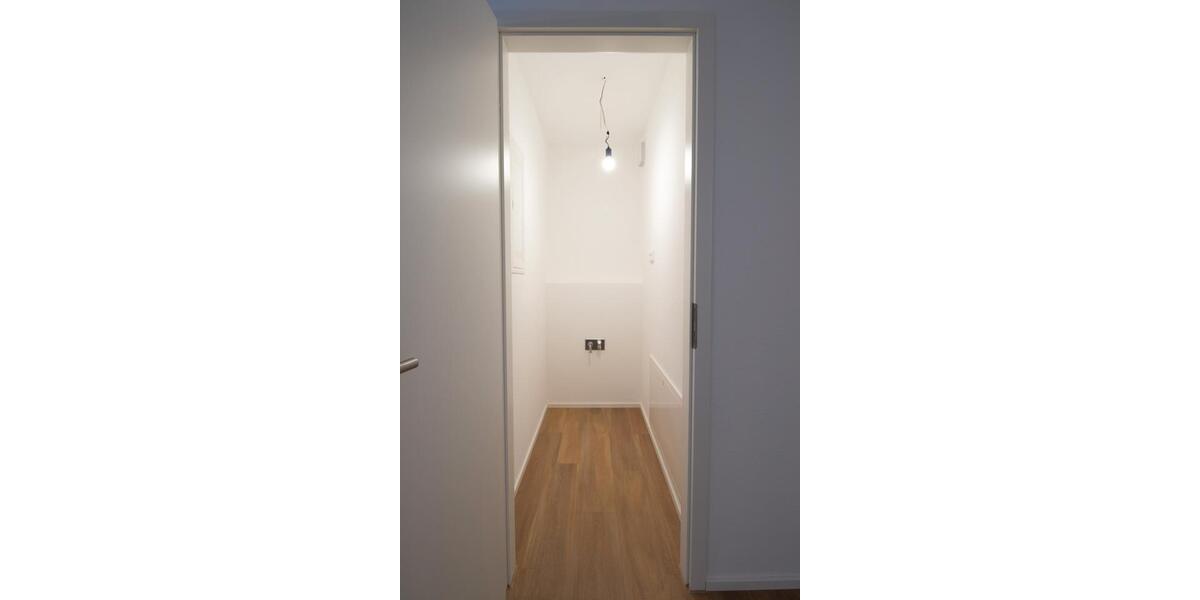 Etagenwohnung Schorndorf - 4 Zimmer, 109 m&sup2;, 1.637&euro; | Angebot:25545695