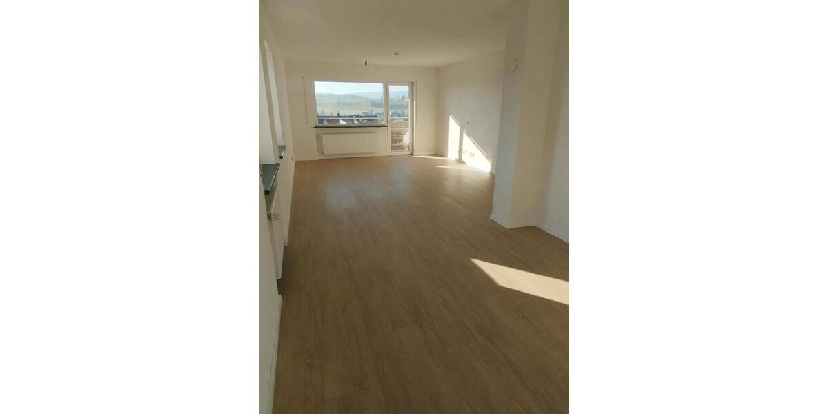 Erdgeschoßwohnung Ebnath - 3.5 Zimmer, 102 m&sup2;, 800&euro; | Angebot:26580899