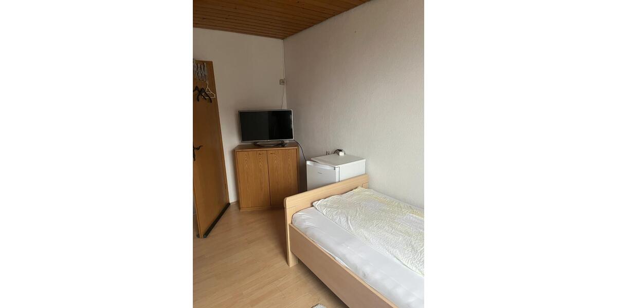 Wohnen auf Zeit Albbruck - 1 Zimmer, 15 m&sup2;, 300&euro; | Angebot:25763091