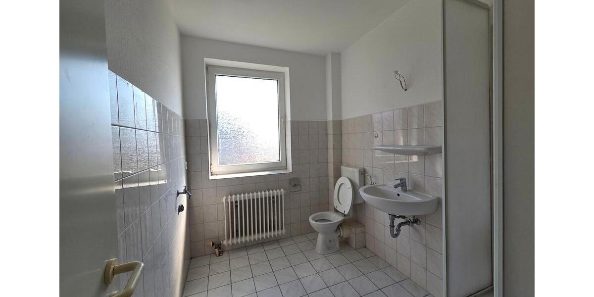Etagenwohnung Emden Rysumer Landstraße - 4 Zimmer, 88 m&sup2;, 618&euro; | Angebot:26441393