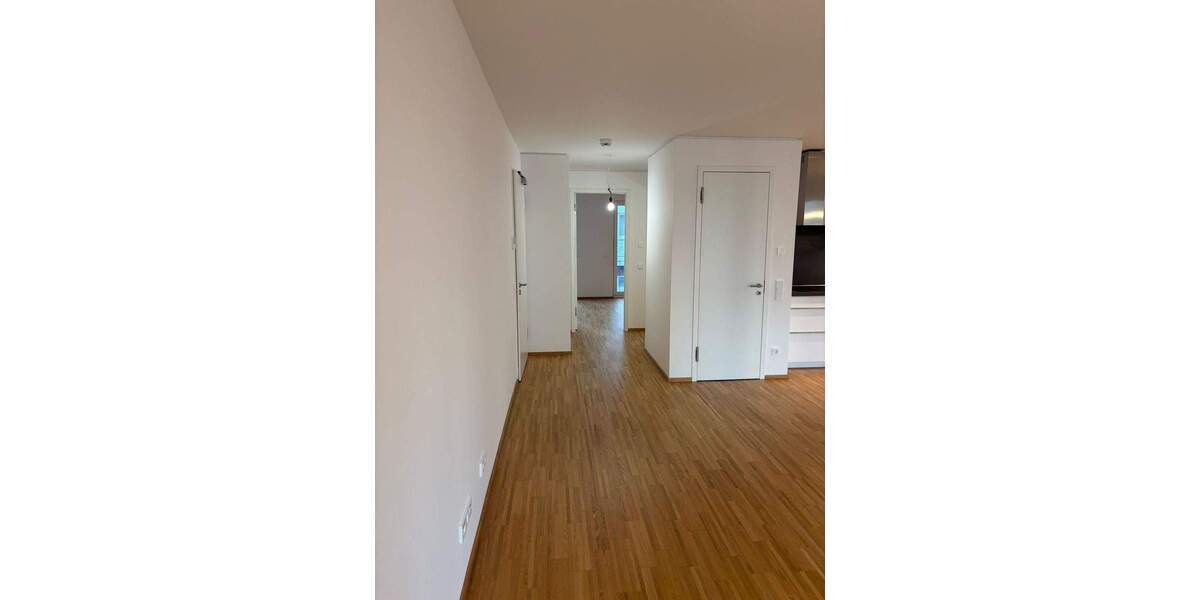 Etagenwohnung Offenbach am Main Hafen - 2 Zimmer, 71 m&sup2;, 1.390&euro; | Angebot:24286067