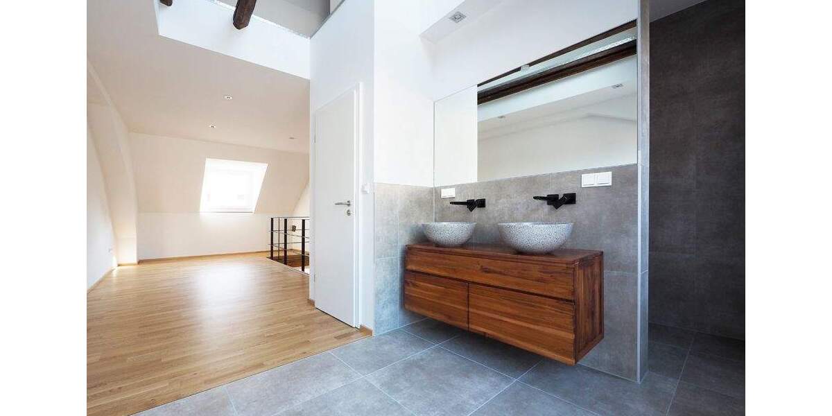 Ihre neue Maisonette Wohnung am St.Johanner Markt! 3 zimmer