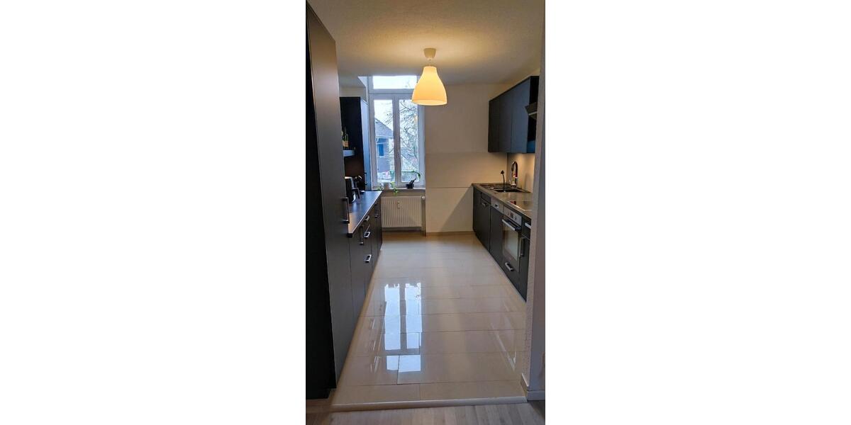 3 Zimmerwohnung in Wiesbaden mit EBK, Bad, WC, Keller 3 zimmer