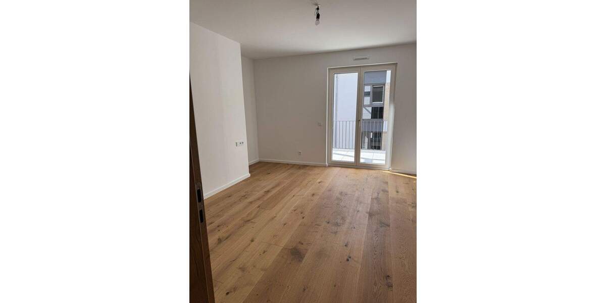 Etagenwohnung Dreieich Buchschlag - 3 Zimmer, 115 m&sup2;, 2.300&euro; | Angebot:25649786