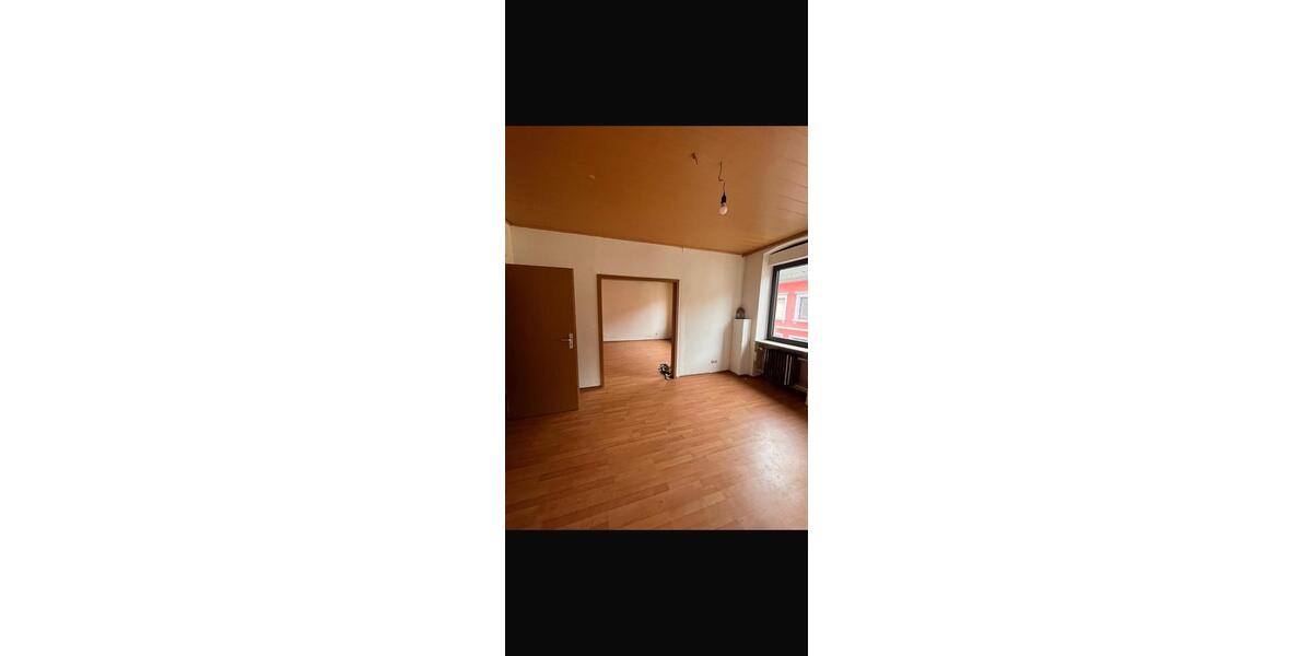 Etagenwohnung Neunkirchen - 3 Zimmer, 75 m&sup2;, 600&euro; | Angebot:26625497