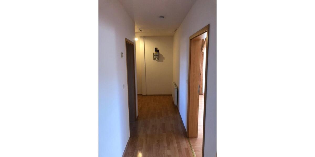 Dachgeschoßwohnung Meiningen - 3 Zimmer, 79 m&sup2;, 550&euro; | Angebot:24863020