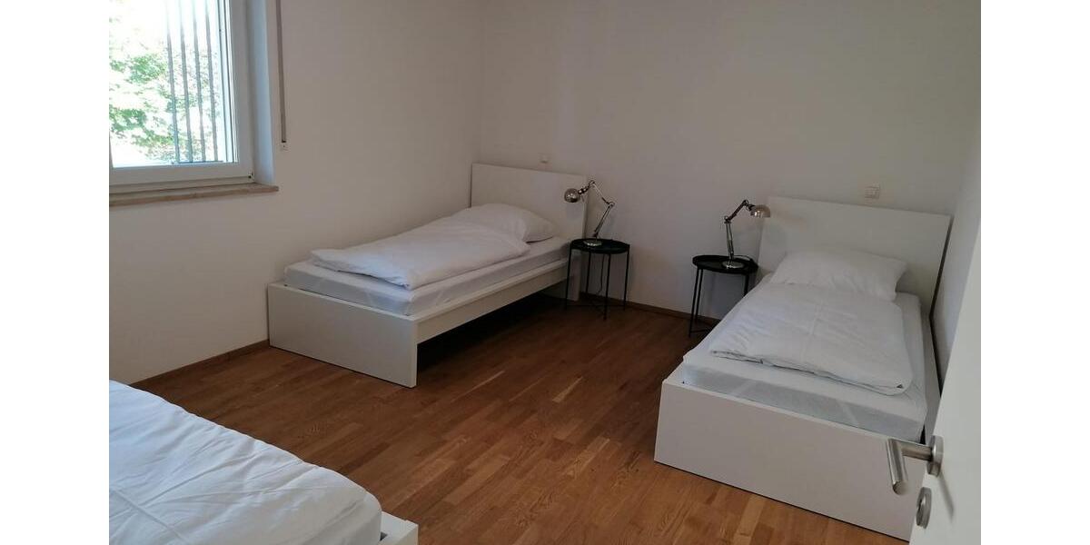 Etagenwohnung Landau an der Isar - 2.5 Zimmer, 80 m&sup2;, 1.690&euro; | Angebot:18918736