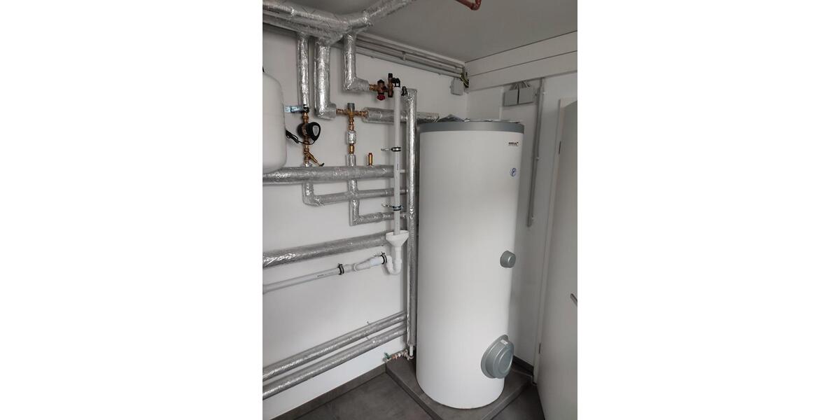 Reihenendhaus 180m²+60 qm² Keller+Garten+Solar+Kamin+FBH+Stellplätze 6 zimmer