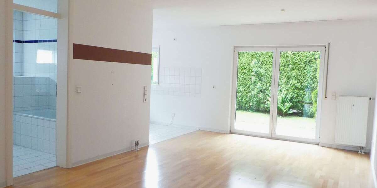 Etagenwohnung Leonberg - 3 Zimmer, 65 m&sup2;, 955&euro; | Angebot:26733665
