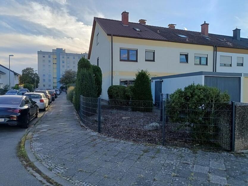 modernisiertes Reihenendhaus in LU-Oggersheim zu vermieten zimmer