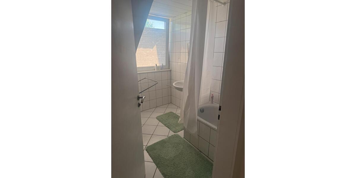 Wohnen auf Zeit Karlsruhe Innenstadt-Ost - 1 Zimmer, 12 m&sup2;, 400&euro; | Angebot:26295160