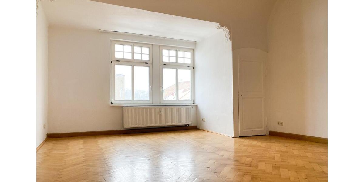 Dachgeschoßwohnung Apolda - 2 Zimmer, 66 m&sup2;, 462&euro; | Angebot:24802005