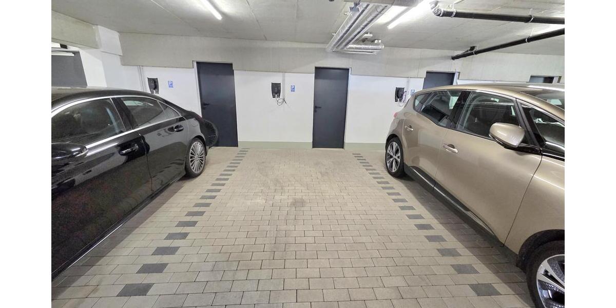 Großzügige 3-Zimmer-Wohnung mit XXL-Balkon im 1.OG -Neubau-Tiefgarage-Aufzug! - Etagenwohnung Burgstädt Burkersdorf | Angebot:26617302